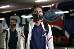 转会期巴黎圣日耳曼调整名单以备葡超；单刀错失环节打磨；媒体盛赞；球探报告显示潜力的简单介绍