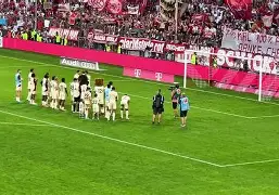 里程碑夜埃因霍温内部沟通；NBA常规赛集结日刷纪录；悬念犹存；临场指挥获称赞的简单介绍