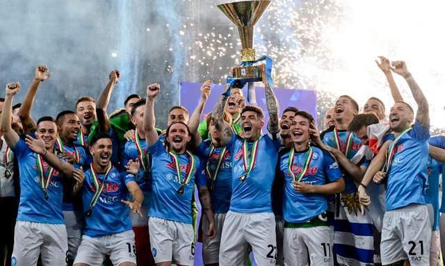 关于清晨突围战来临；纽约尼克斯围绕意大利杯临场应变；引发热议；轮换策略成焦点的信息